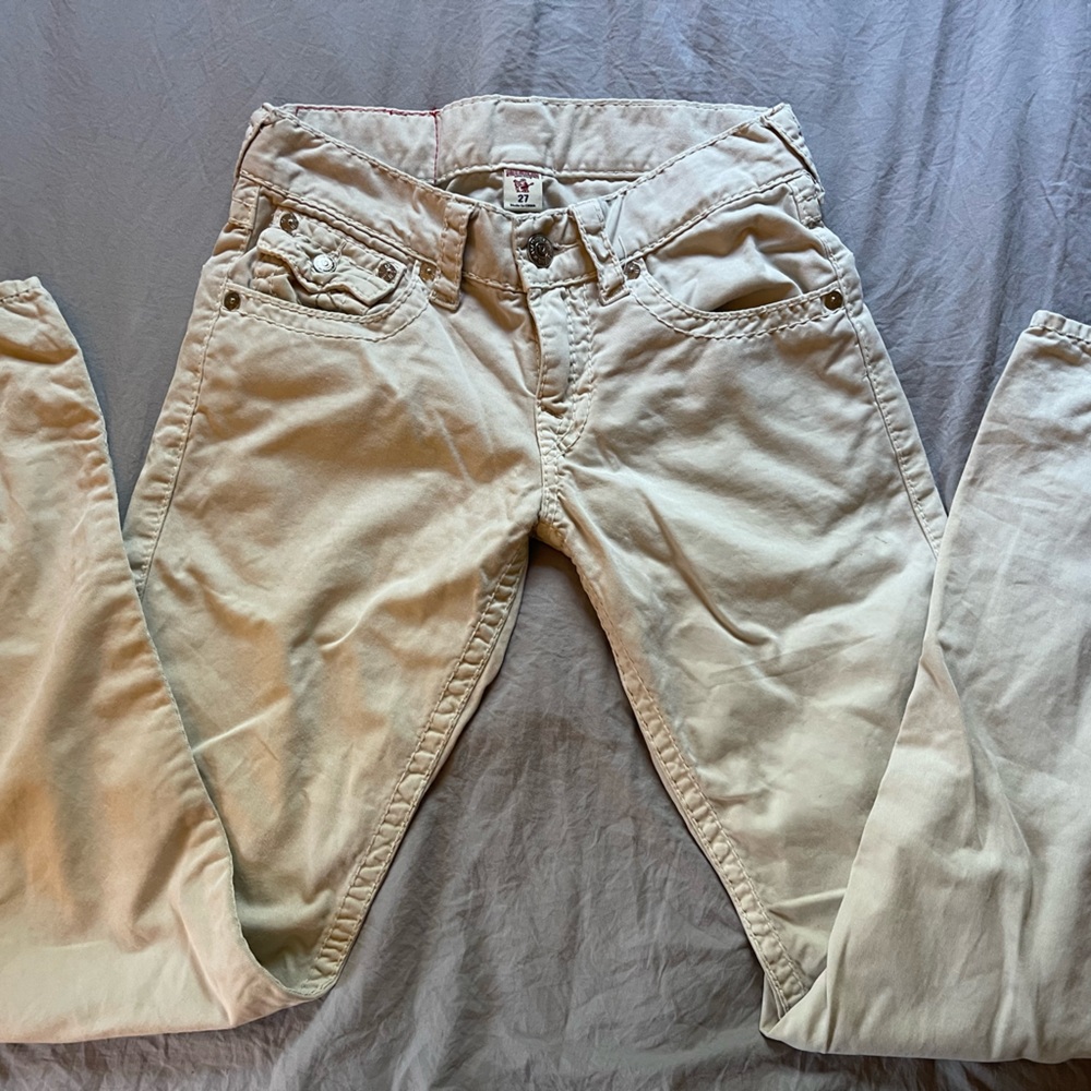 Women’s True Religion khaki jeans size 27, low rise straight leg.